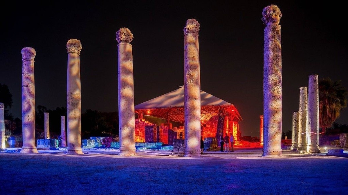 Ночная экскурсия в древний Бейт-Шеан с мультимедийным шоу